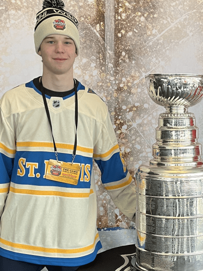 手的逼抢强 手的逼抢强